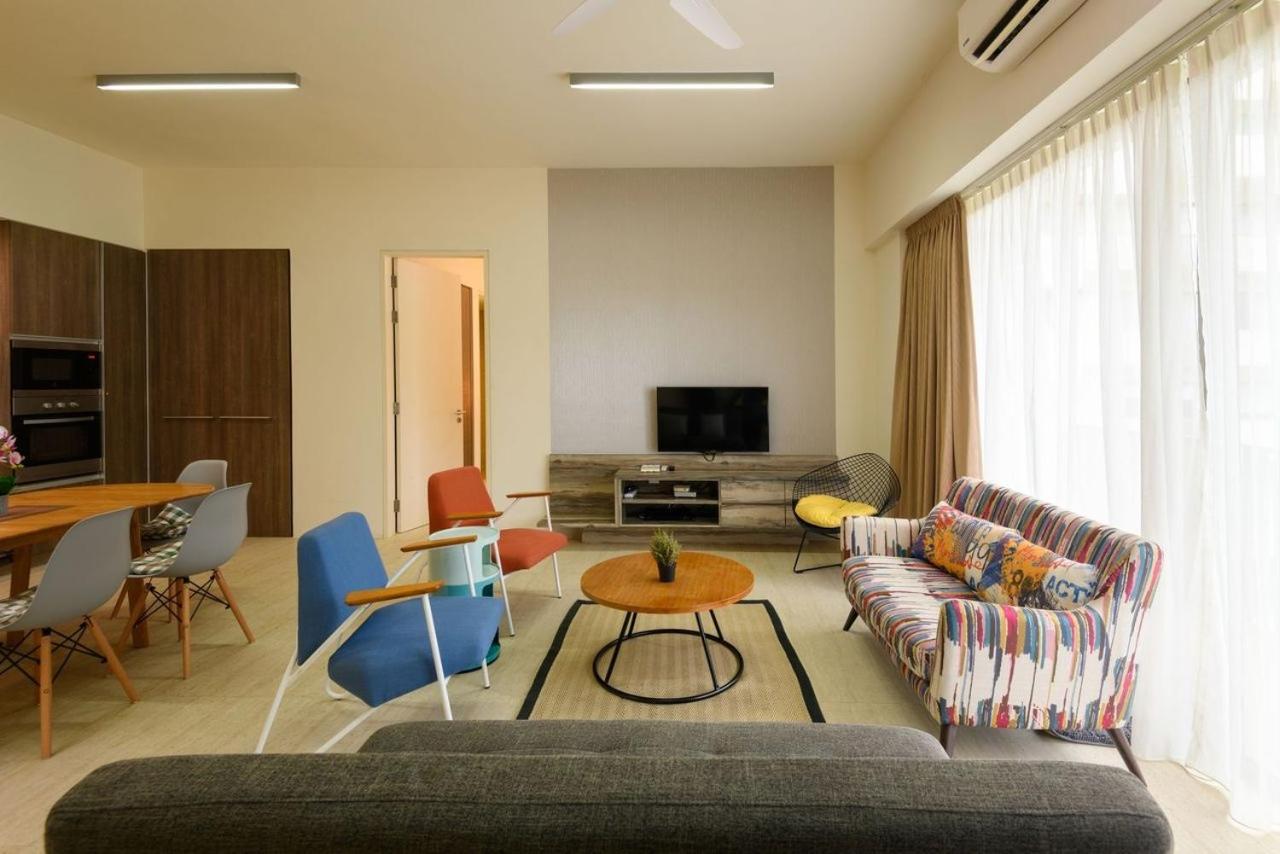 By The Sea Beach Front Apartment Batu Feringgi Bagian luar foto
