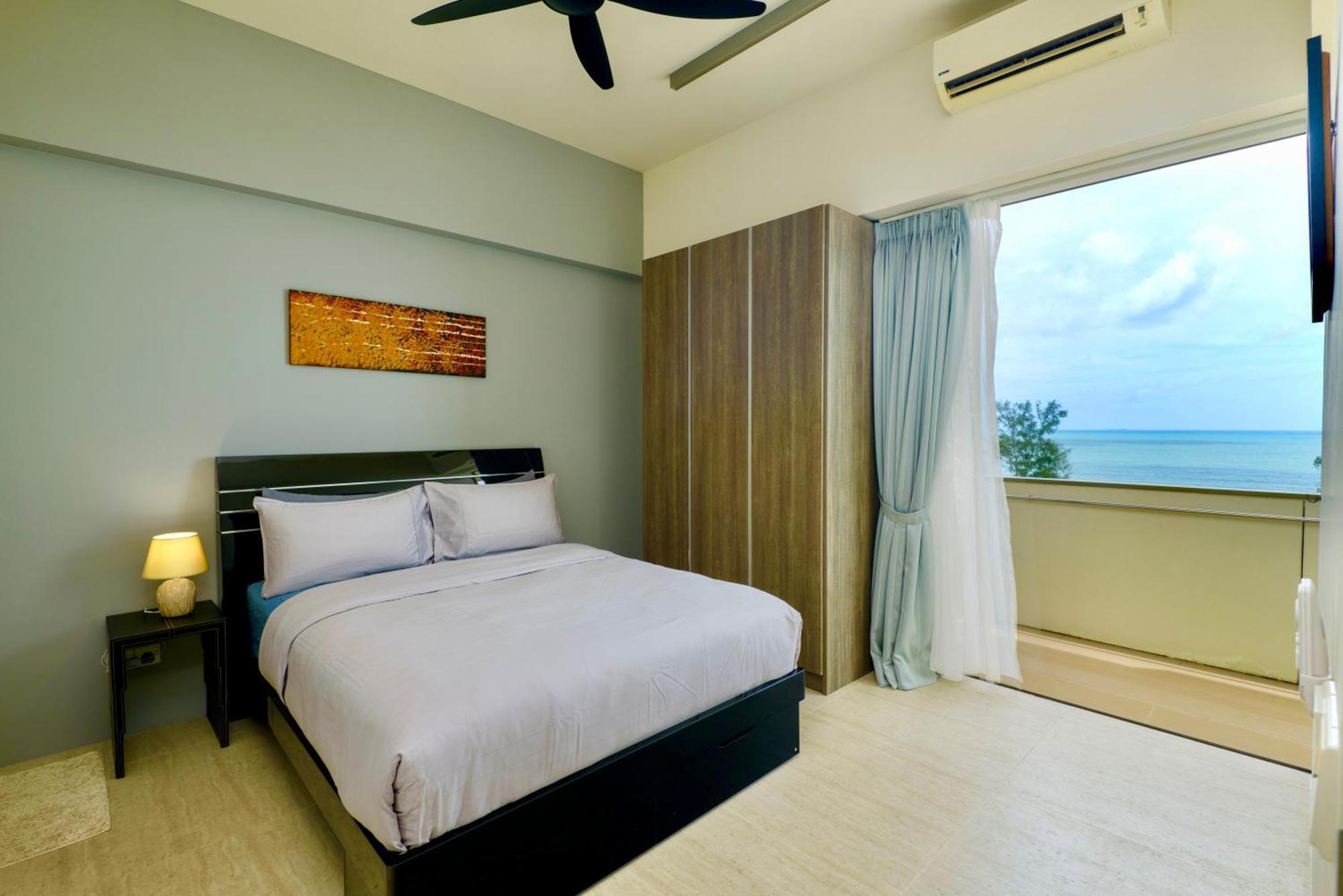 By The Sea Beach Front Apartment Batu Feringgi Bagian luar foto