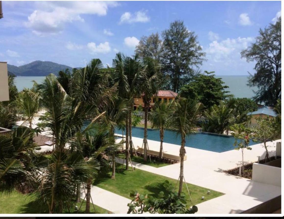 By The Sea Beach Front Apartment Batu Feringgi Bagian luar foto