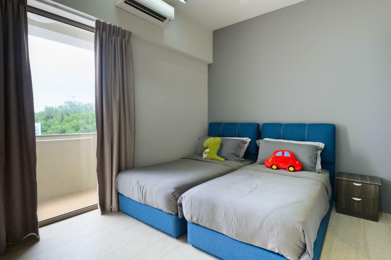 By The Sea Beach Front Apartment Batu Feringgi Bagian luar foto